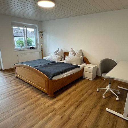 3 Zimmer Apartment Mit Flussblick - Self Check-In Егенфелден Екстериор снимка