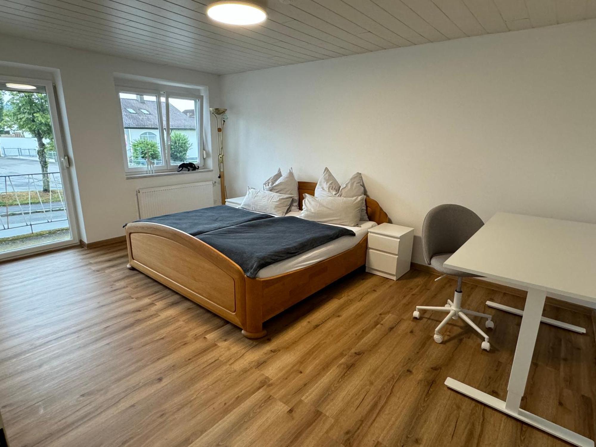 3 Zimmer Apartment Mit Flussblick - Self Check-In Егенфелден Екстериор снимка