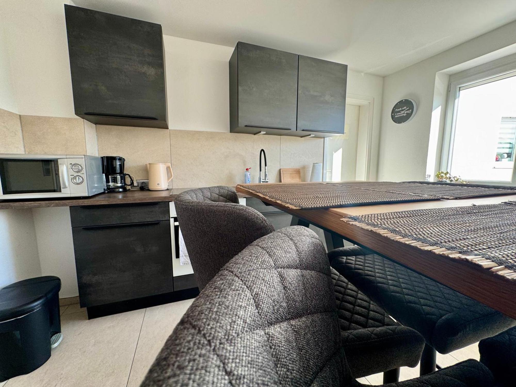 3 Zimmer Apartment Mit Flussblick - Self Check-In Егенфелден Екстериор снимка